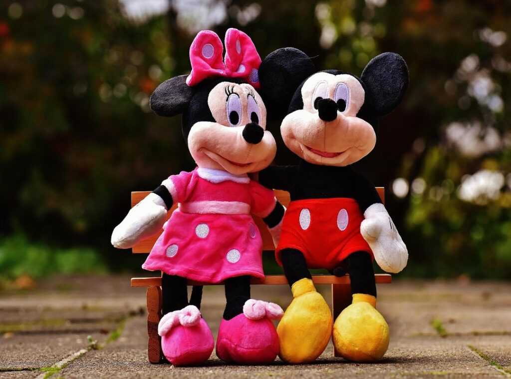 lock screen mickey mouse wallpaper